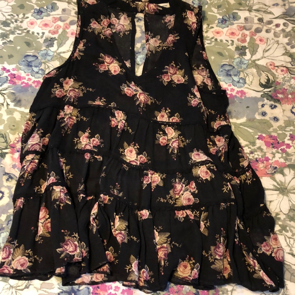 Floral tank